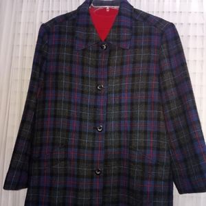 When a cute little jacket it's perfect for the fall now that's coming 🎄Sale onl